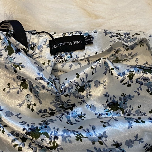 NWT Floral satin skirt. PrettyLittleThing. - Picture 5 of 5